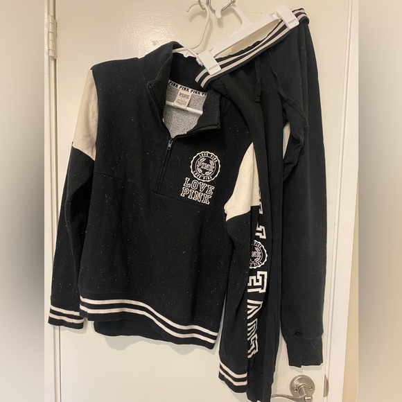 Size Small VS PINK 1/4 zip - Picture 6 of 7